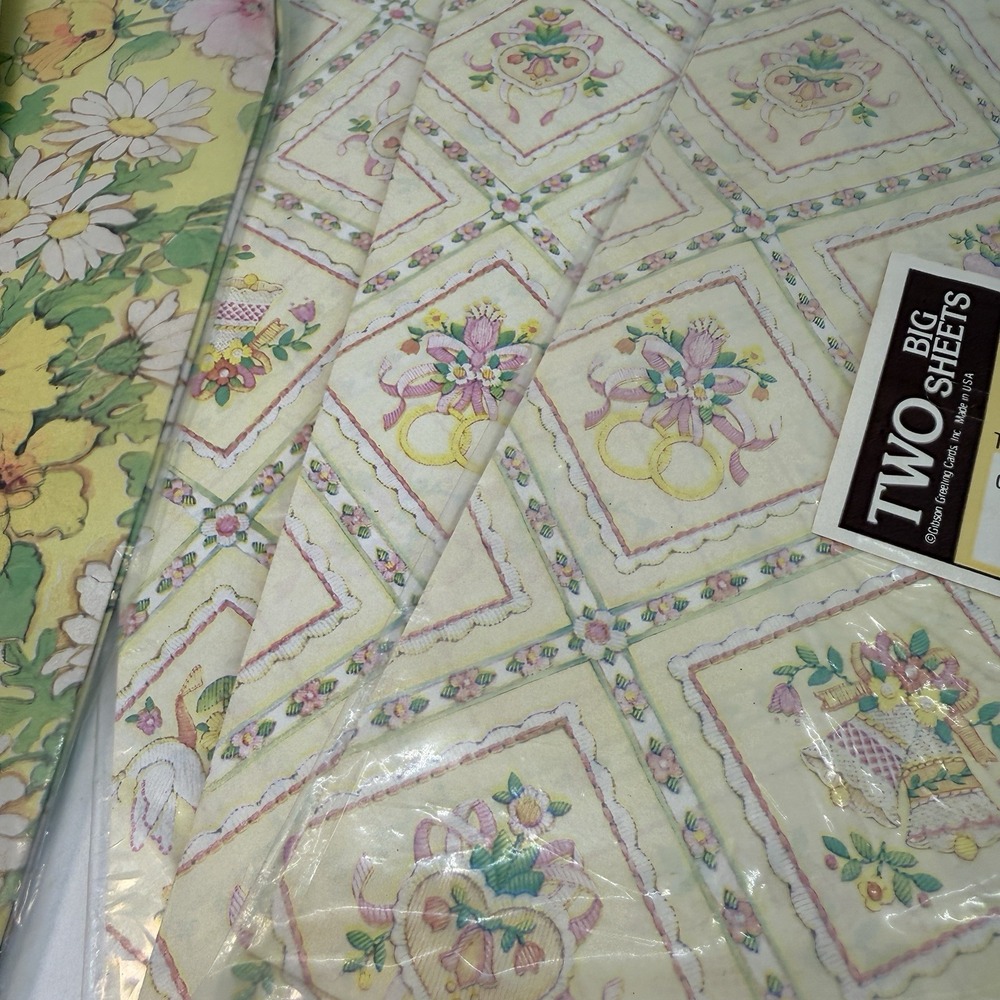 Gibson Gift Wrap‎ 6 Packs Yellow Lilly Flowers Floral Easter Baby Shower New VTG - Picture 6 of 9